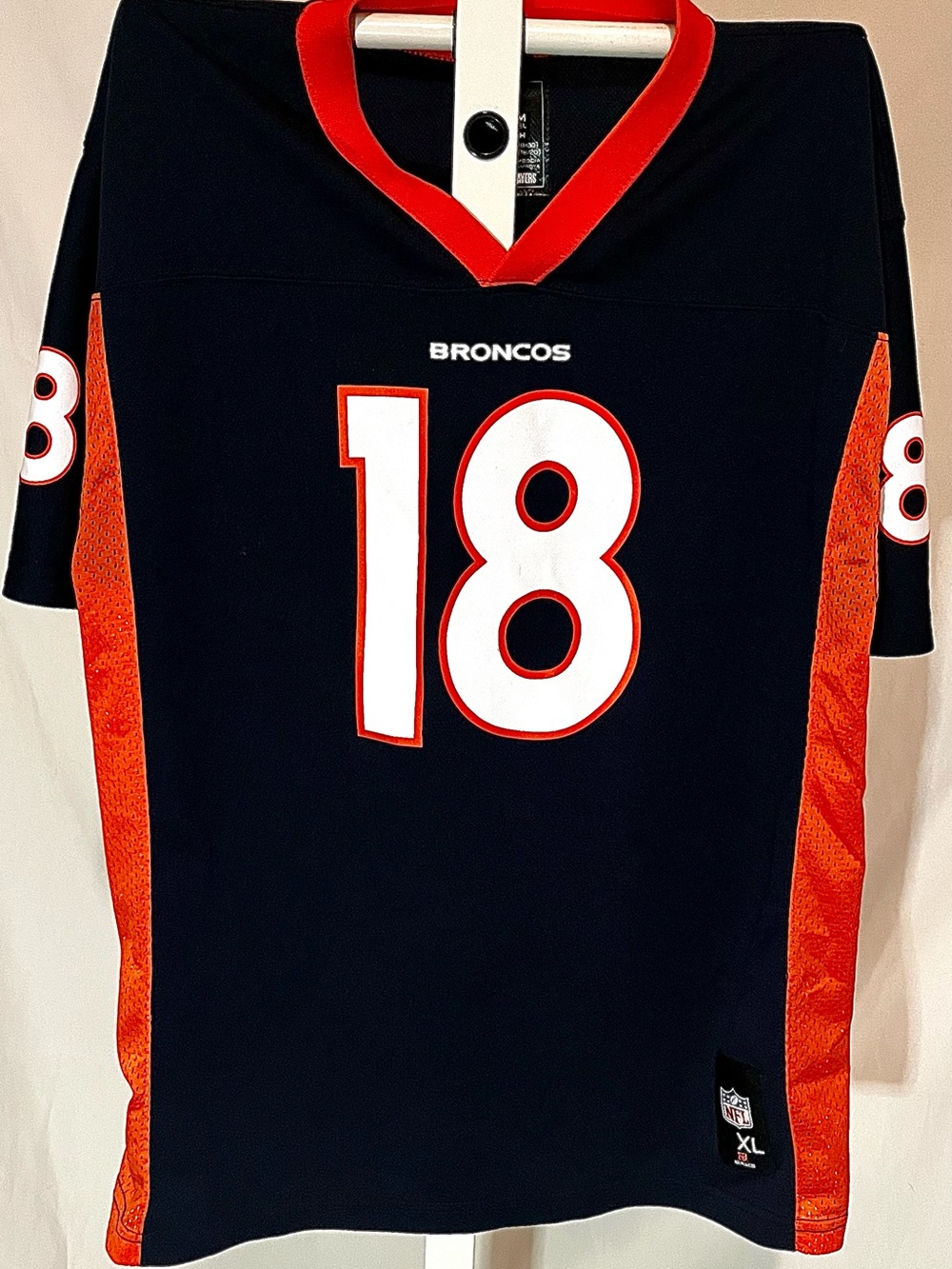 Denver Broncos Peyton Manning Jersey Youth Size XL (18/20)